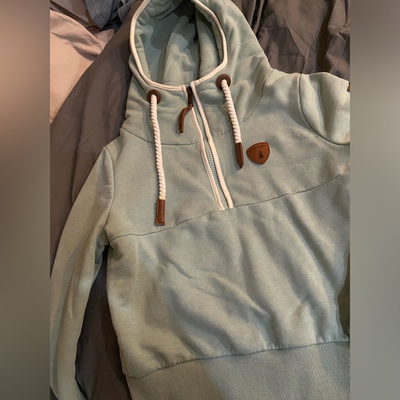 Wanakome Womens Hoodie - Picture 2 of 5